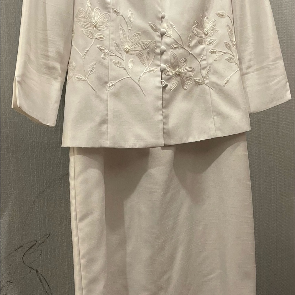 Parisian Works White Floral Dress Set